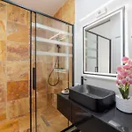 Hotel de apartamente Crystal Luxury