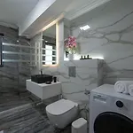 Hotel de apartamente Crystal Luxury 3*