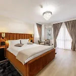 Hotel de apartamente Crystal Luxury 3*