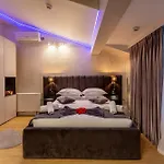 Crystal Luxury Hotel de apartamente 3*