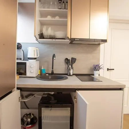 Crystal Luxury شقة فندقية