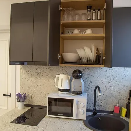 Hotel apartamentowy Crystal Luxury 3*