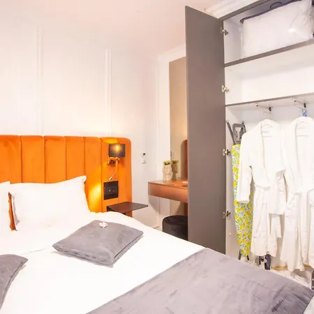 Crystal Luxury 3*