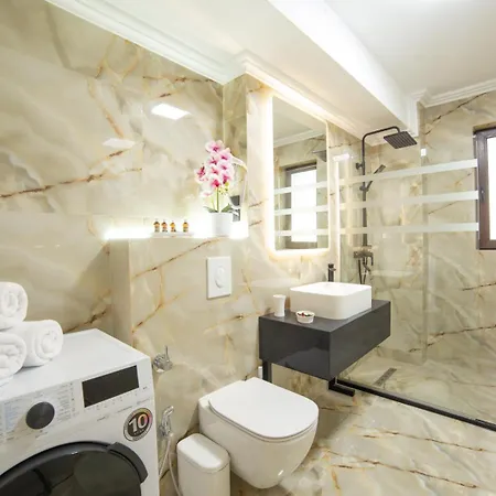 Aparthotel Crystal Luxury