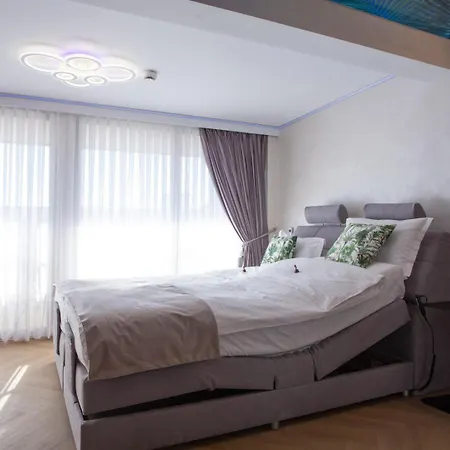 Crystal Luxury Hotel apartamentowy