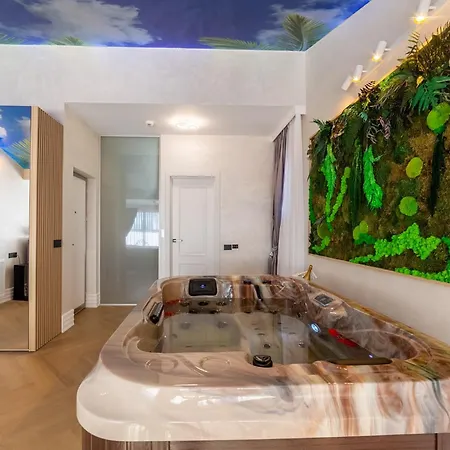 Lägenhetshotell Crystal Luxury Craiova