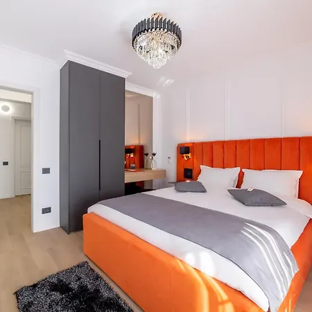 Crystal Luxury شقة فندقية 3*