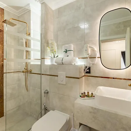 Crystal Luxury Hotel apartamentowy Krajowa