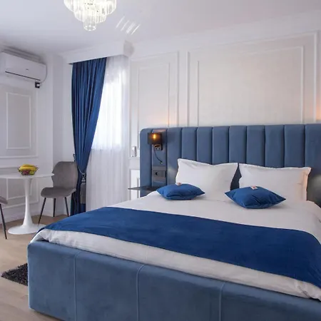 Crystal Luxury 3* Krajowa