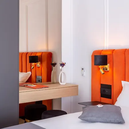 Crystal Luxury Aparthotel