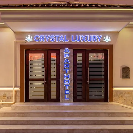 Crystal Luxury شقة فندقية 3*