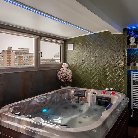 Crystal Luxury 3*