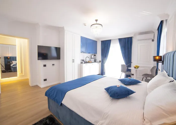 Hotel apartamentowy Crystal Luxury 3*