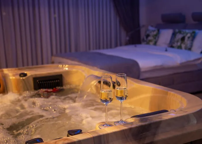 Hotel de apartamente Crystal Luxury 3*