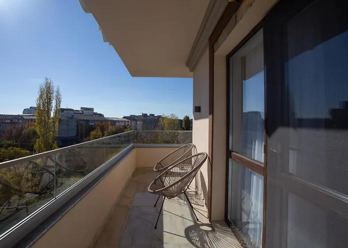 Crystal Luxury Aparthotel 3*